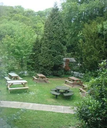 Salmon Leap Hotel