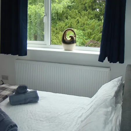 Salmon Leap Hotel 3*