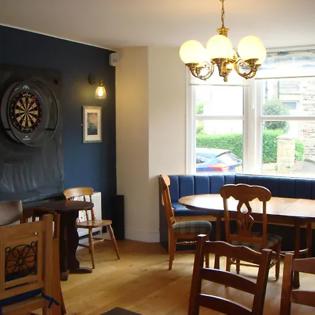 Salmon Leap Hotel 3*