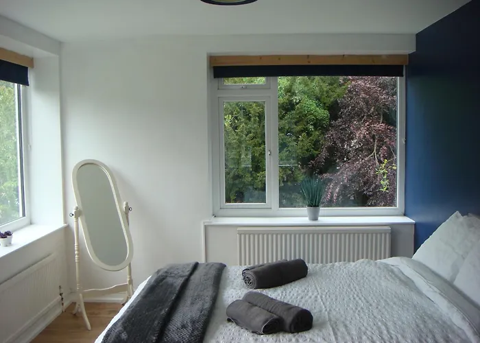 Hotel Salmon Leap Sleights