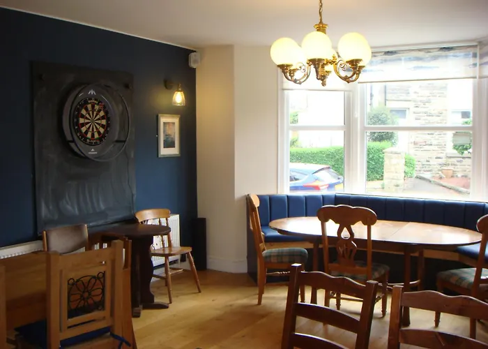 Salmon Leap Hotel 3*