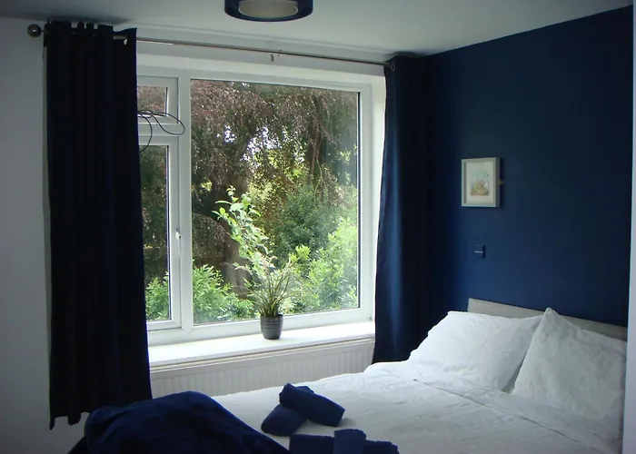 Hotel Salmon Leap Sleights