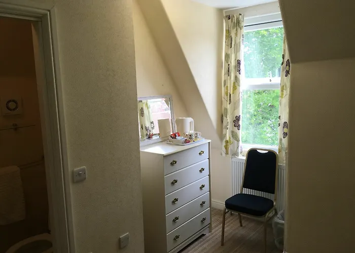 Hotel Salmon Leap Sleights